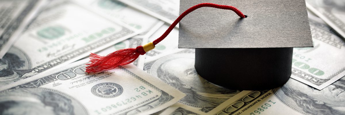 Recent College Grad? Here are 10 Money Saving Tips Featured Image